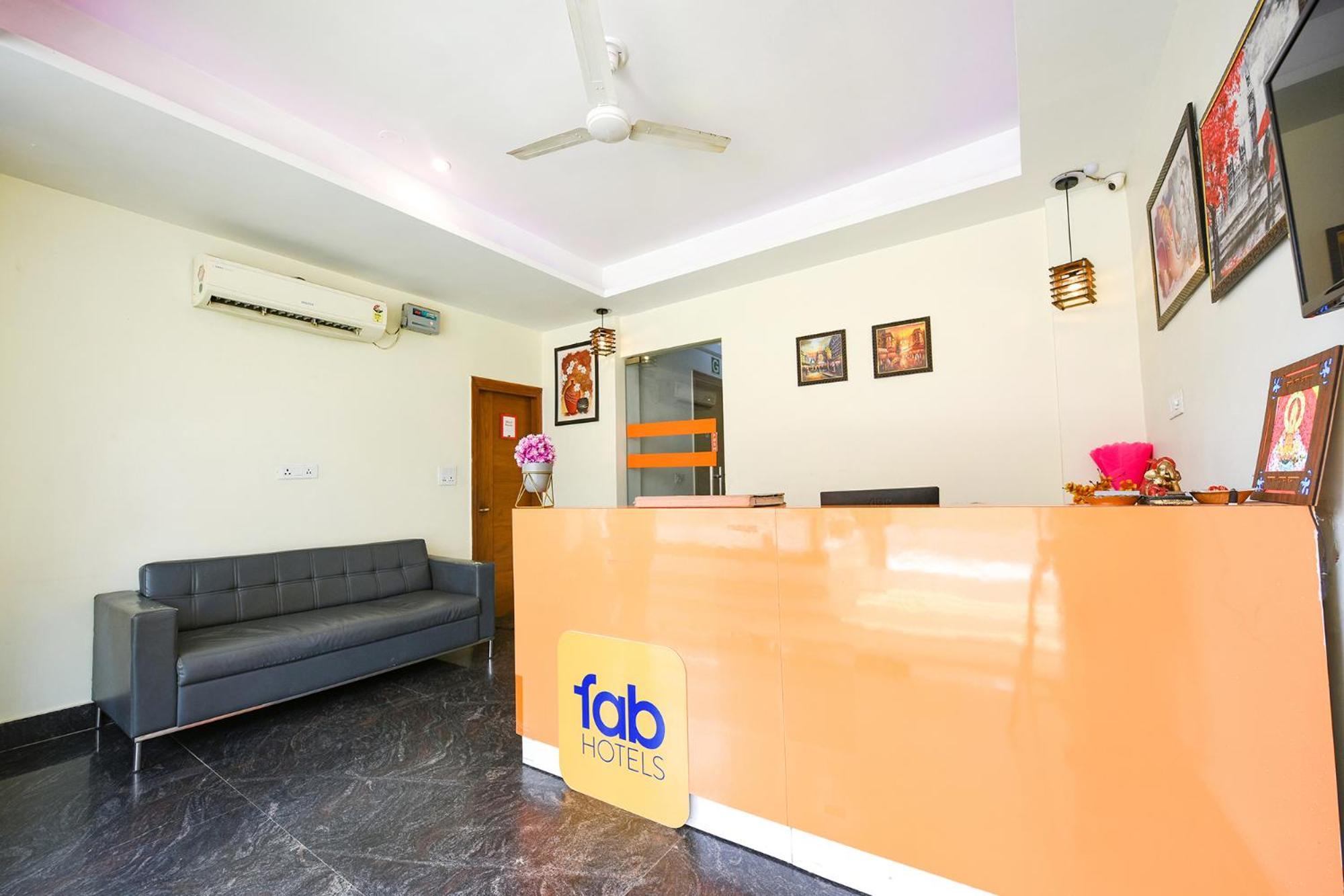 Fabhotel Indian I Gurgaon Ngoại thất bức ảnh